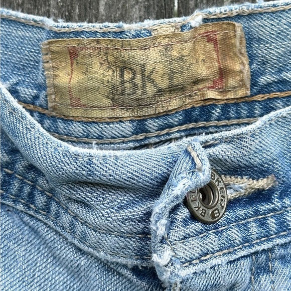 Reworked “vintage” BKE cutoff denim shorts - Picture 6 of 16